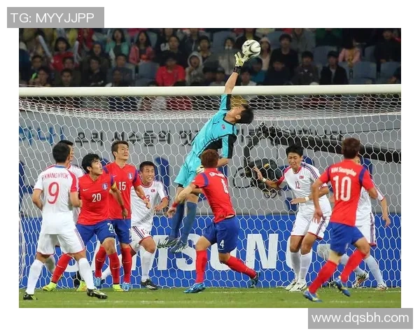 名人对国足球明星的批评与争议回顾及其影响分析